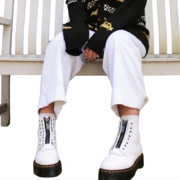 Dr. Martens White Zip-Up Leather Lace Up Hiking Combat Boots Women's Size 9 US - Picture 1 of 12